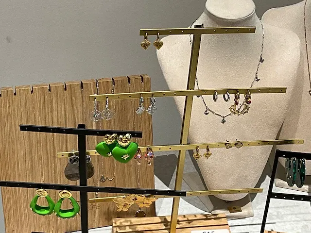Plm 135 diverse dames sieraden en juwelen - afbeelding 8 van  14