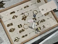 Plm 135 diverse dames sieraden en juwelen - afbeelding 10 van  14