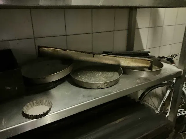 Plm 140 diverse bakvormen + plm 800 kartonnen cakevormen - afbeelding 15 van  16