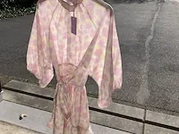 Plm 140 kleedjes in diverse kleuren may - afbeelding 1 van  5
