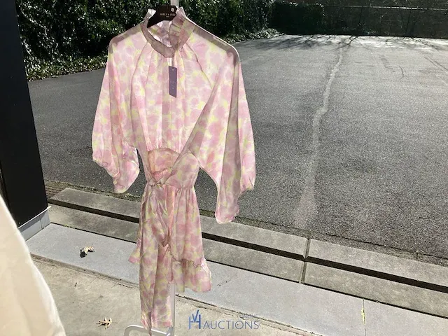 Plm 140 kleedjes in diverse kleuren may - afbeelding 2 van  5