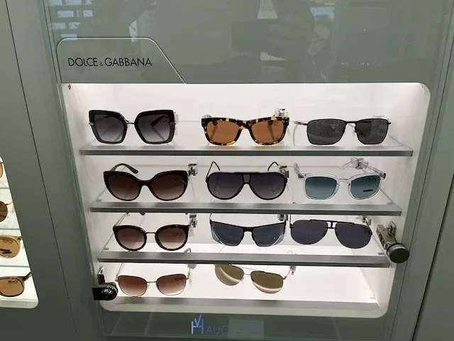 Plm 145 zonnebrillen chloe, prada, bvlgari - afbeelding 8 van  19