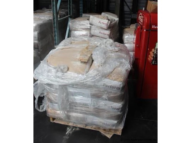 Plm 150 zakken a 25kg bleekaarde perform - afbeelding 2 van  3
