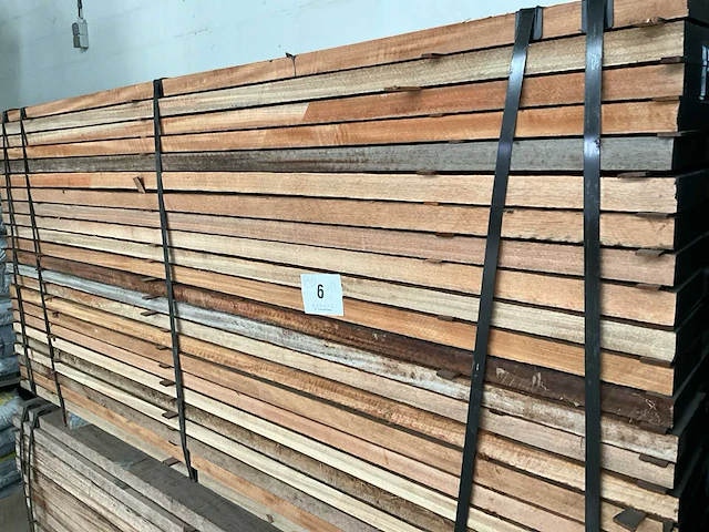 Plm 1.6m3 tropisch hardhout timborana - afbeelding 4 van  5