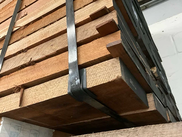 Plm 1.6m3 tropisch hardhout timborana - afbeelding 5 van  5