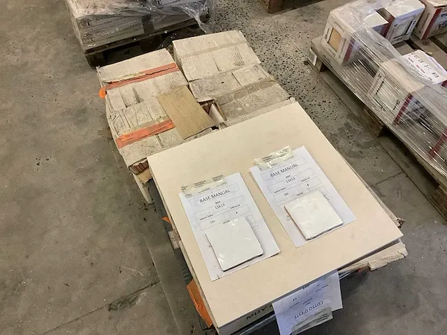Plm 170m2 keramische vloer/wandtegels - afbeelding 1 van  54