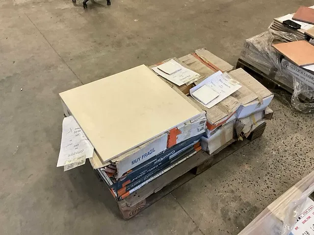 Plm 170m2 keramische vloer/wandtegels - afbeelding 43 van  54