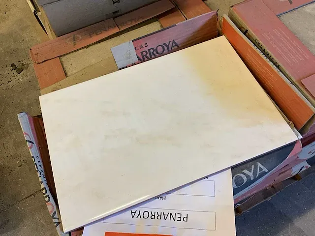 Plm 170m2 keramische vloer/wandtegels - afbeelding 51 van  54