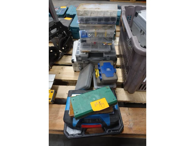 Plm 17x gereedschapskist - afbeelding 1 van  4