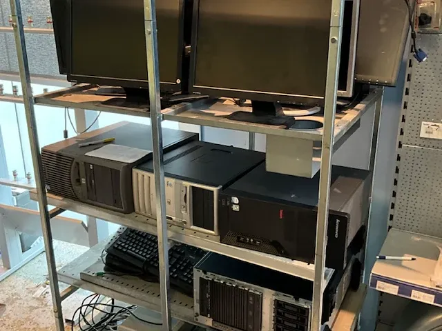 Plm 20 diverse computers en toebehoren - afbeelding 7 van  14