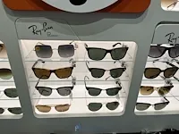 Plm 200 zonnebrillen rayban, prada, gucci - afbeelding 17 van  35