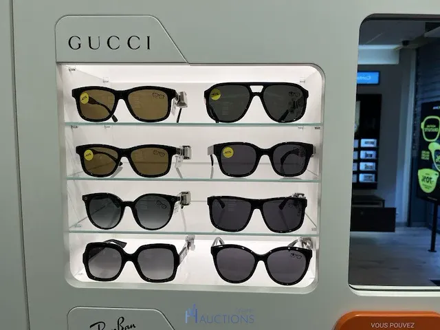 Plm 200 zonnebrillen rayban, prada, gucci - afbeelding 20 van  35
