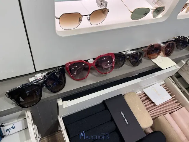 Plm 200 zonnebrillen rayban, prada, gucci - afbeelding 24 van  35
