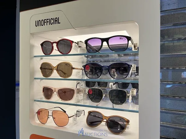 Plm 200 zonnebrillen rayban, prada, gucci - afbeelding 23 van  35