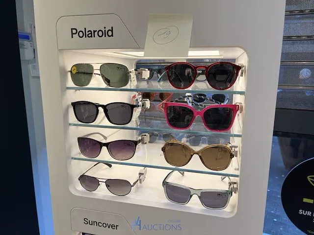 Plm 200 zonnebrillen rayban, prada, gucci - afbeelding 33 van  35