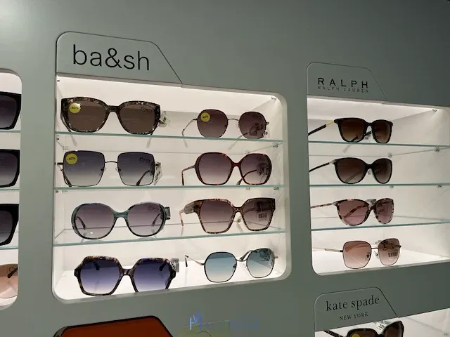 Plm 200 zonnebrillen rayban, prada, gucci - afbeelding 35 van  35
