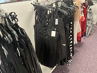 Plm 210 diverse corsetten, jurken en rokken - afbeelding 28 van  30