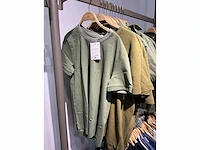 Plm 2358 diverse kledingstuks esprit - afbeelding 29 van  240