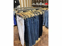 Plm 2358 diverse kledingstuks esprit - afbeelding 139 van  240