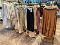 Plm 2358 diverse kledingstuks esprit - afbeelding 164 van  240