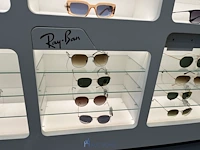 Plm 242 diverse zonnebrillen waaronder polaroid, rayban, gucci, enz - afbeelding 17 van  50