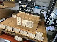 Plm 25000 diverse schroeven neolife en vetisol - afbeelding 1 van  8