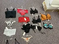 Plm 300 diverse lingeriesets en bh's en vrouwenondergoed - afbeelding 12 van  24