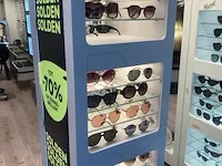 Plm 310 diverse zonnenbrillen waaronder boss, rayban, gucci, enz - afbeelding 13 van  14