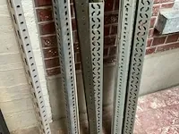 Plm. 33 diverse metalen hoekprofielen - afbeelding 7 van  7