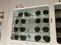 Plm 345 diverse zonnebrillen waaronder boss, rayban, gucci, enz - afbeelding 47 van  83
