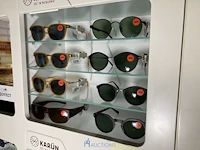 Plm 345 diverse zonnebrillen waaronder boss, rayban, gucci, enz - afbeelding 57 van  83