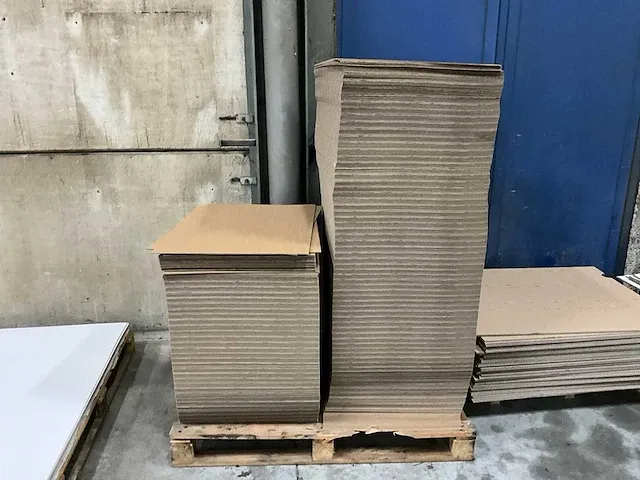 Plm 3700x golfkarton platen 55x66 - afbeelding 4 van  7