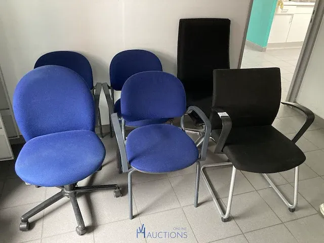 Plm 6 diverse stoelen - afbeelding 1 van  3