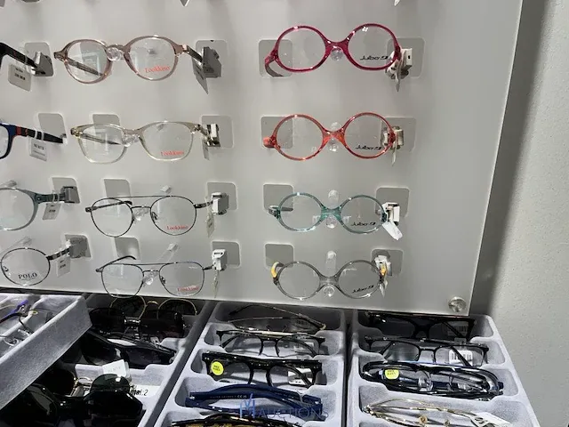 Plm 635 brilmonturen rayban, ralph lauren, chloe - afbeelding 85 van  98