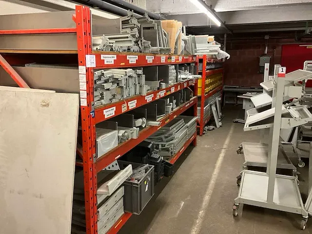 Plm 6,80 lm metalen magazijnstelling - afbeelding 1 van  4