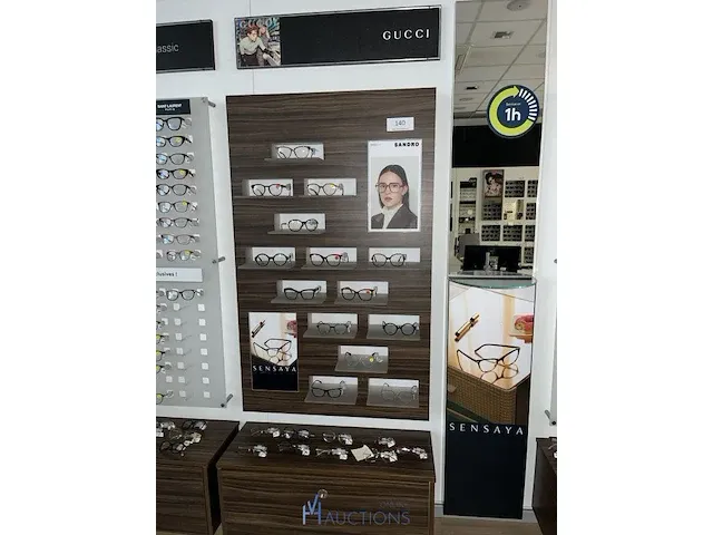 Plm 820 diverse brilmonturen waaronder gucci, prada, rayban, enz - afbeelding 9 van  98
