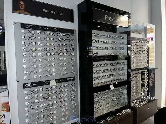 Plm 820 diverse brilmonturen waaronder gucci, prada, rayban, enz - afbeelding 1 van  98