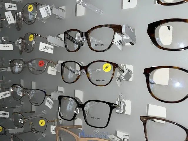 Plm 820 diverse brilmonturen waaronder gucci, prada, rayban, enz - afbeelding 19 van  98