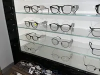 Plm 820 diverse brilmonturen waaronder gucci, prada, rayban, enz - afbeelding 57 van  98