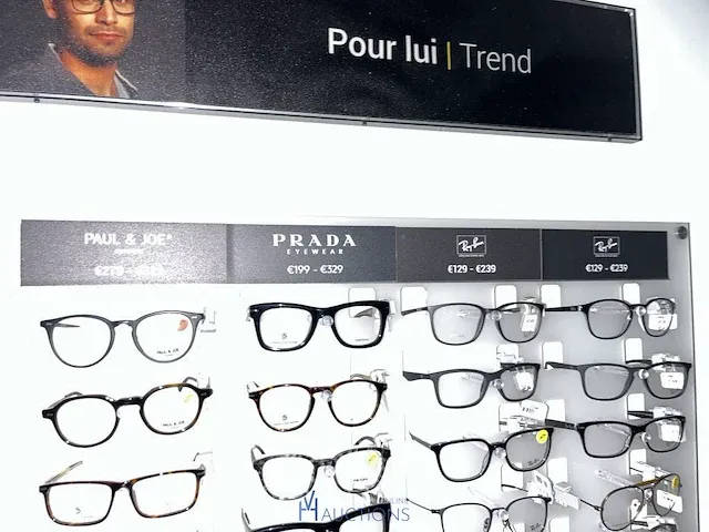 Plm 820 diverse brilmonturen waaronder gucci, prada, rayban, enz - afbeelding 61 van  98