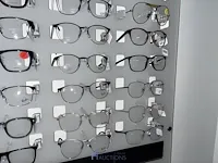 Plm 820 diverse brilmonturen waaronder gucci, prada, rayban, enz - afbeelding 66 van  98