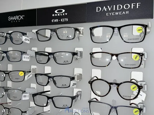 Plm 820 diverse brilmonturen waaronder gucci, prada, rayban, enz - afbeelding 73 van  98