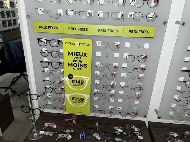 Plm 820 diverse brilmonturen waaronder gucci, prada, rayban, enz - afbeelding 80 van  98