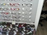 Plm 820 diverse brilmonturen waaronder gucci, prada, rayban, enz - afbeelding 95 van  98