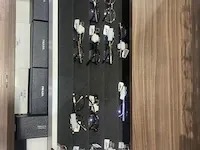 Plm 840 diverse brilmonturen waaronder gucci, prada, rayban, enz - afbeelding 18 van  22