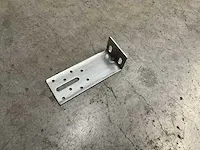 Plm 995 diverse brackets etanco isolco 150mm en 90mm - afbeelding 1 van  4