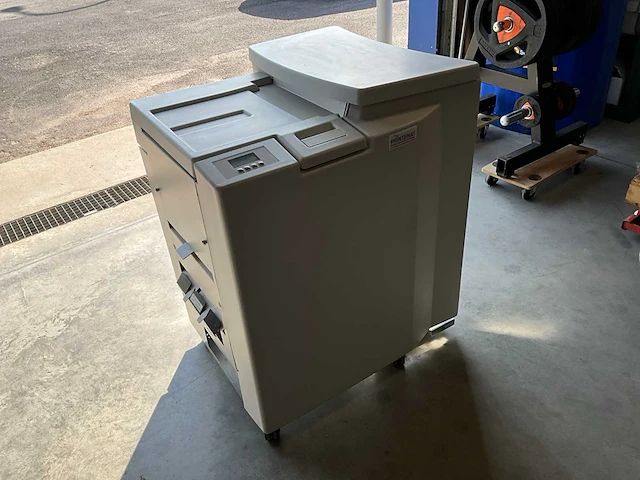Plockmatic pl5010 map/nietmachine - afbeelding 1 van  8