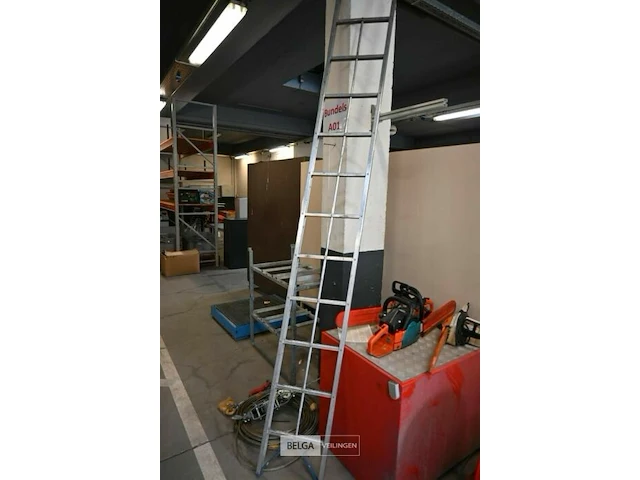 Plooibare brandladder - afbeelding 1 van  3