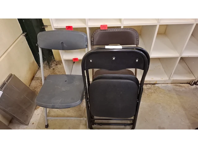 Plooistoelen - afbeelding 1 van  1