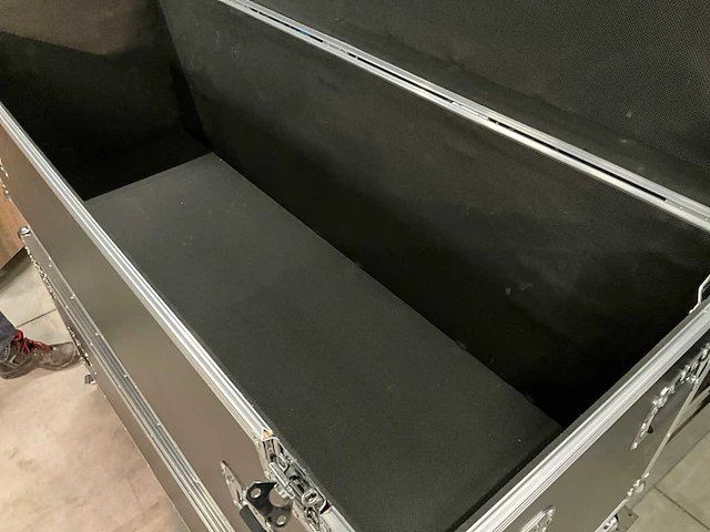 Plugger verrijdbare flightcase - afbeelding 4 van  6